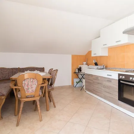 Divino Apartament *
